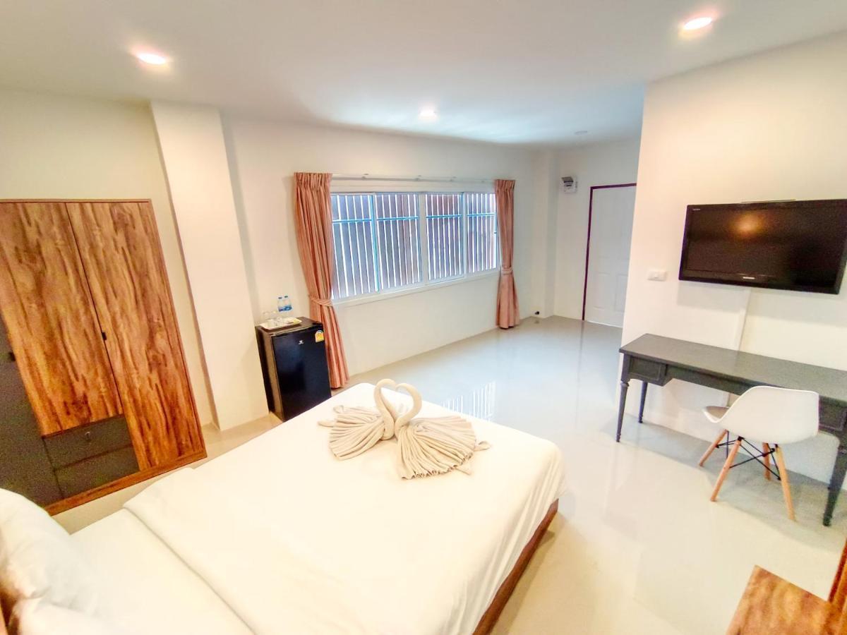 Sailor Hotel Pattaya Exteriör bild